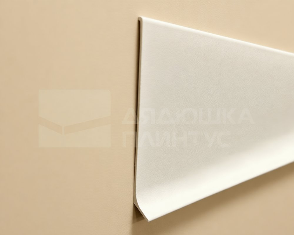 Алюминиевый плинтус AKBD60-SW 2,5м Муар белый