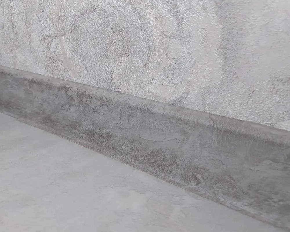 Плинтус ПВХ   MAGIC STIСK 77мм 2,2 м MS101 Граб