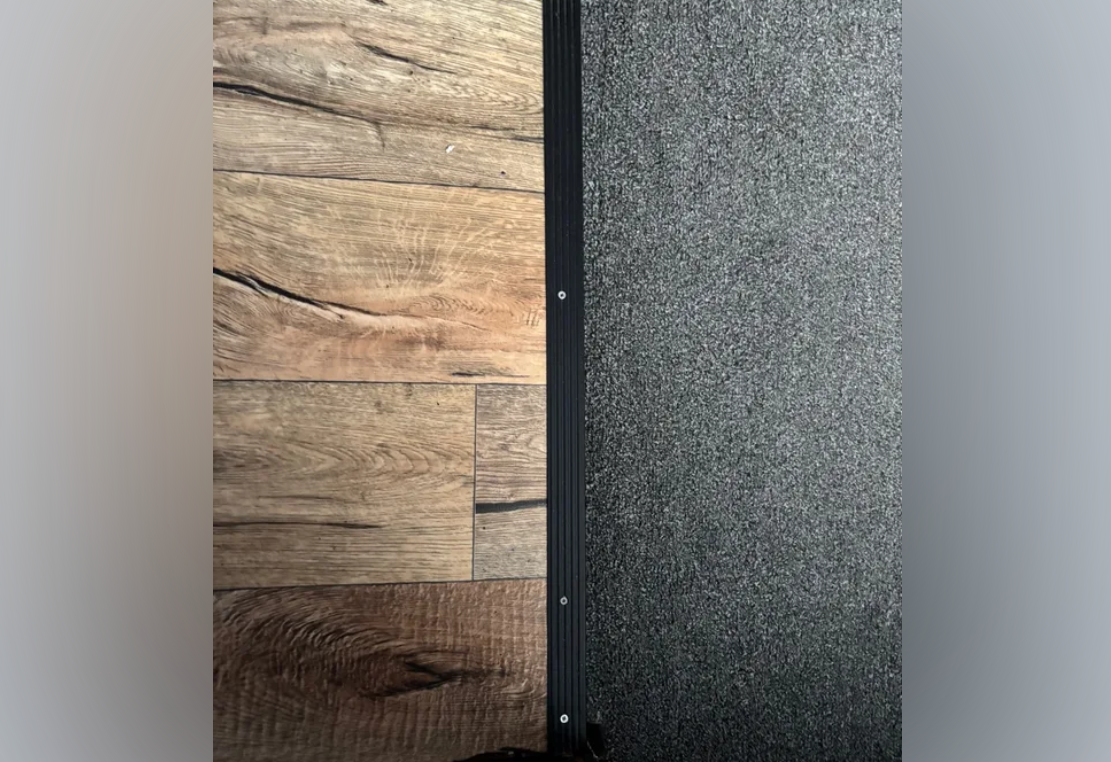 Порог угловой ПУ 05.2700.288 Орех