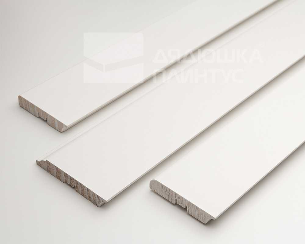 Плинтус кедр Стоунвуд. 80A 80мм 2,35м Белый