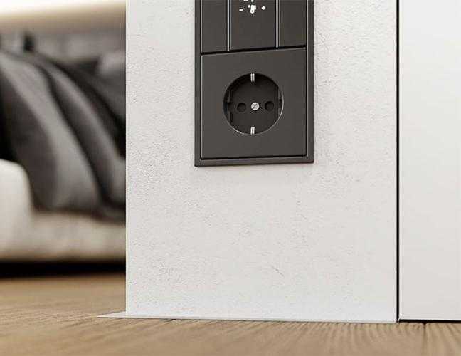 Микроплинтус MSAPL 01.2700.01L Анод серебро