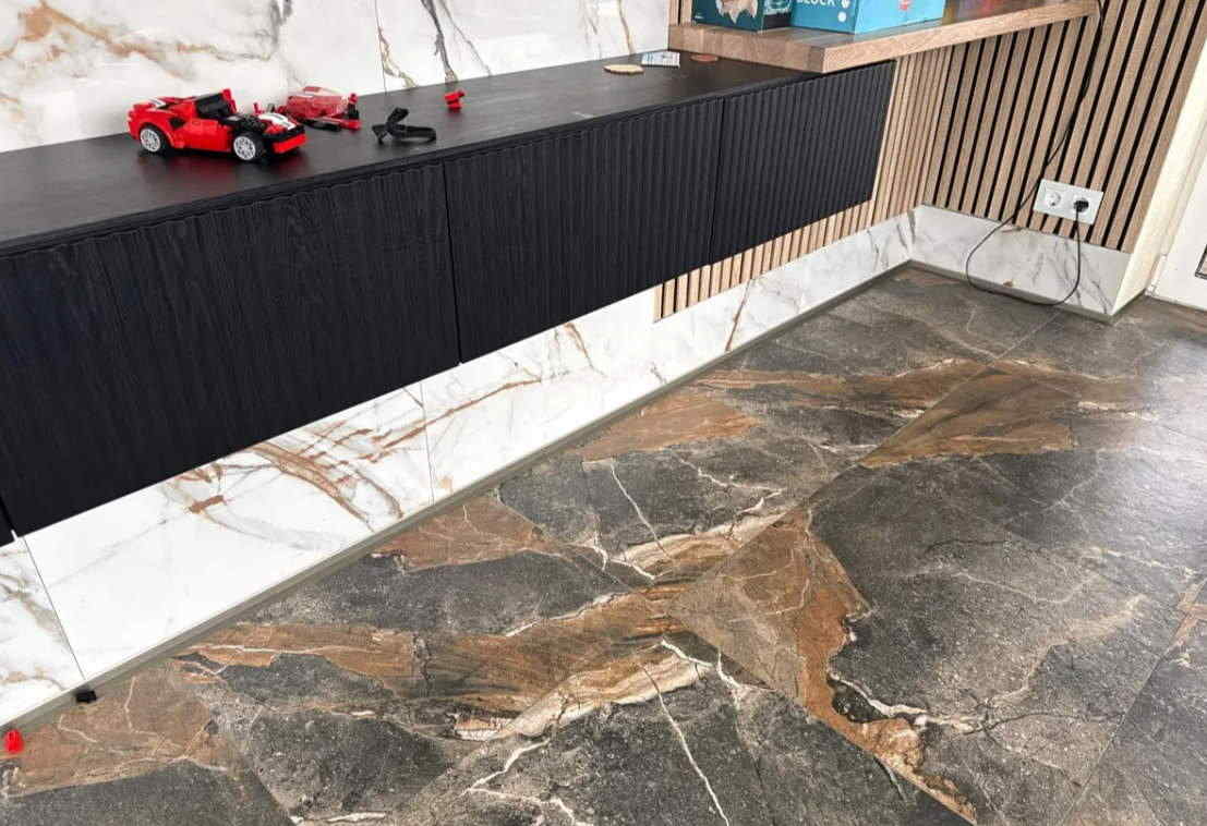 УВО 01-27.2700.042л 10*10 Анод шампань