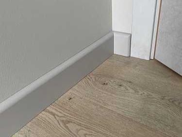 Плинтус МДФ Волшебная палочка. Гарден .143 Веллюто Ферро