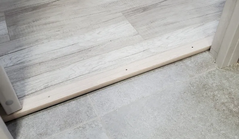 Порог угловой ПУ 06.900.086 Пробка